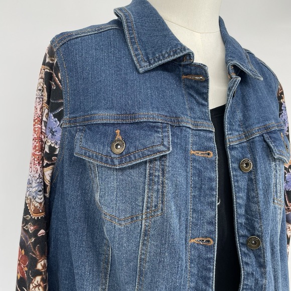 One World Blue Denim Jacket Women's 1X With Embellished Sleeves With Sequins - Picture 3 of 11